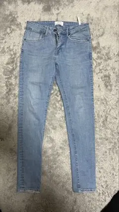 Bershka Denim スキニージーンズ　デニム　ライトブルー