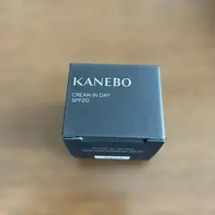 未開封　KANEBO クリーム イン デイ SPF20 4g