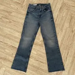 ZARA TRF copperd flareハイライズデニムパンツ