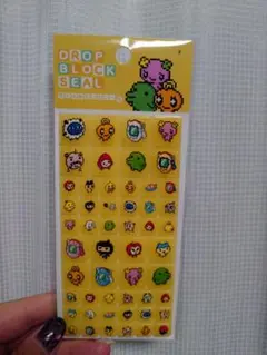 タイルみたいなシール　たまごっち