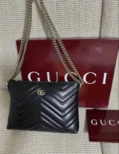 [ほぼ未使用]GUCCI ショルダーバッグ　GGマーモント　斜めがけ可能