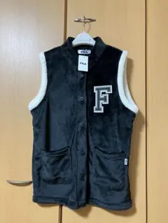 FILA フリースベスト ブラック Lサイズ