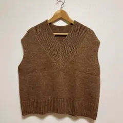 Item thumbnail for item 3bfee952-c070-43e0-93e8-7db68756824c