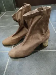 美品◆一度のみ使用◆ZARA◆ゴールドヒール付きショートブーツ◆37/24.0