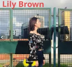 Lily Brown　リリーブラウン　オフショル　へそ出　ベルスリーブ　ブラックのサムネイル