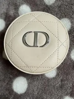 DIOR スキンフォーエヴァークッションパウダー　3D01 ケースのみ