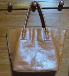 本革　トートバッグ　A4サイズ　大きめ　内袋付　USED　美品