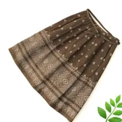 日本製【イトキン】レディースプリーツスカート ひざ丈 M オリーブグリーン