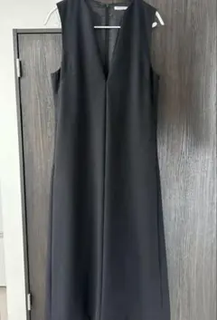 BEAUTY&YOUTH ノースリーブワンピ　ブラック　定価18920円