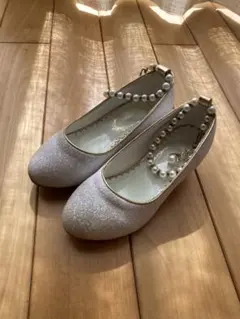 フォーマルシューズラメ入りピンク パール付き