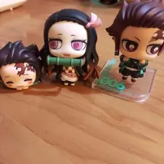 鬼滅の刃 おひるねこミニフィギュア 竈門炭治郎　竈門禰豆子(台座なし)3点セット