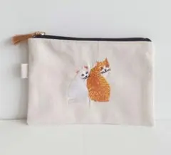 刺繍ポーチ 猫 ハンドメイド