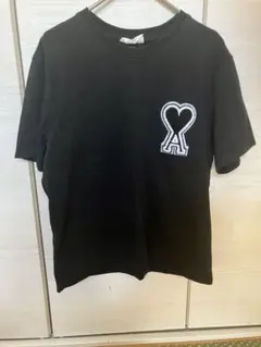 AMI Paris ハートロゴ Tシャツ ブラックのサムネイル