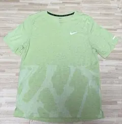 ナイキランニングディビジョン コアTシャツ