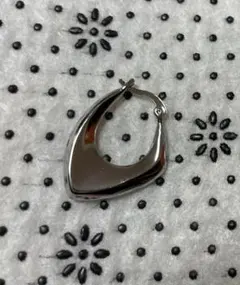 ピアス　アトミック　ミッドセンチュリー　50s　ロカビリー　シルバートーン 1個