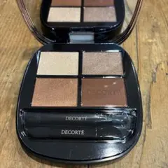 コスメデコルテ スキンシャドウデザイニング パレット07