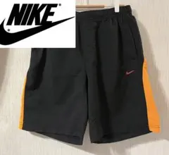 NIKE 黒/オレンジ ショートパンツ　XL ハーフパンツ