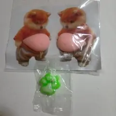 柴犬　お腹ぷにぷに　シール　スクイーズ　お腹　ぽっこり　ぷにぷに　肉球