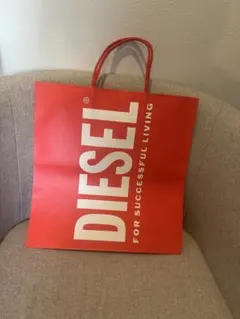 DIESEL ロゴ入り紙袋