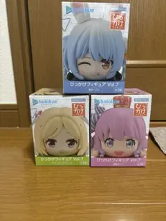 ホロライブ　ひっかけフィギュア　姫森ルーナ　アキ・ローゼンタール　兎田ぺこら