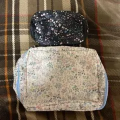 小花柄大小ポーチ