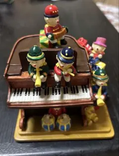 Item thumbnail for item 5d70aec2-479f-41a8-92c5-7057fa590c7c