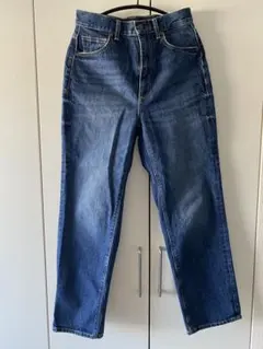 GU ハイウエストストレートジーンズ　Mサイズ