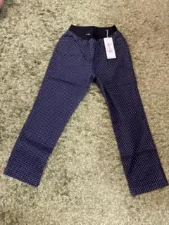 新品　ネイビー ドット柄 スキニーパンツ