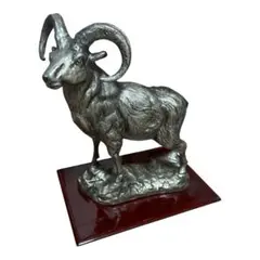 金属製 　山羊　羊金属製 置物 金属工芸 『雄姿』 オブジェ インテリア 羊 置物 金属 伝統工芸品 - メルカリ