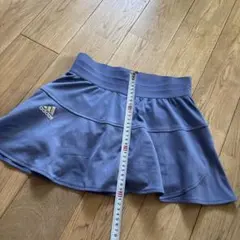 adidas テニススカート M 青