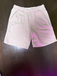 ZARA ベージュ　ショートパンツ