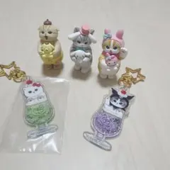 mofusand サンリオ　フィギュア　アクリルキーホルダー