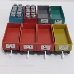 プラレール きかんしゃトーマス いたずら貨車、いじわる貨車、他計8台セット