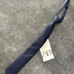 【新品タグ付き】ZARA ネクタイ Mサイズ 5-14歳用 ネイビー柄