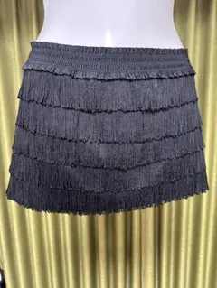 フリンジがかわいい！マイクロミニスカート