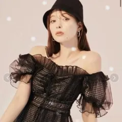 【美品】スナイデル ギャザーフリルオフショルブラウス