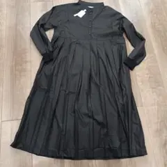 （新品）BLUCIELOブルチェーロ 長袖プリーツワンピース　ブラック