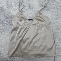 BRANDY MELVILLE ベージュキャミソール