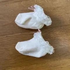 ベビー靴下 ホワイト フリル付き