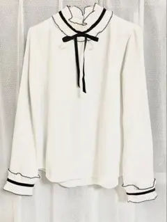 BUBBLES ボウタイブラウス