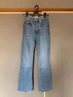 Zara ライトブルーフレアデニム