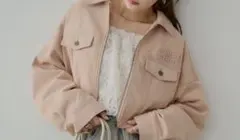 Chico 胸ロゴショート丈スエードジップブルゾン