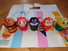 アンパンマンミュージアム　ミニポップコーンケース　5点