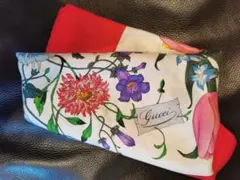 ★Gucci 花柄 ★ヴィンテージ★シルクスカーフ★美品