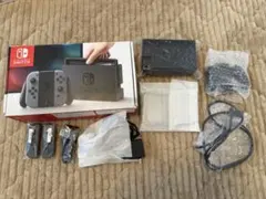 【完品】Nintendo Switch グレー 本体 付属品すべてありのサムネイル