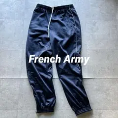 Item thumbnail for item ec962c18-83f0-4bb8-9040-1c4d2bc45b37