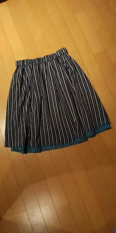 リバーシブルスカート