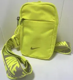NIKE ウエストポーチ ボディバッグ