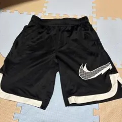 NIKE DRI-FIT ハーフパンツ ブラック Lサイズのサムネイル