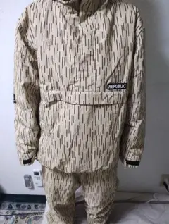 REPUBLIC スノーボードウェアセット ベージュ